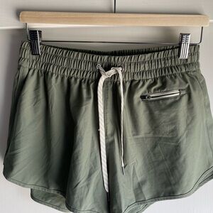 Vuori Clementine Running Shorts in Pistachio